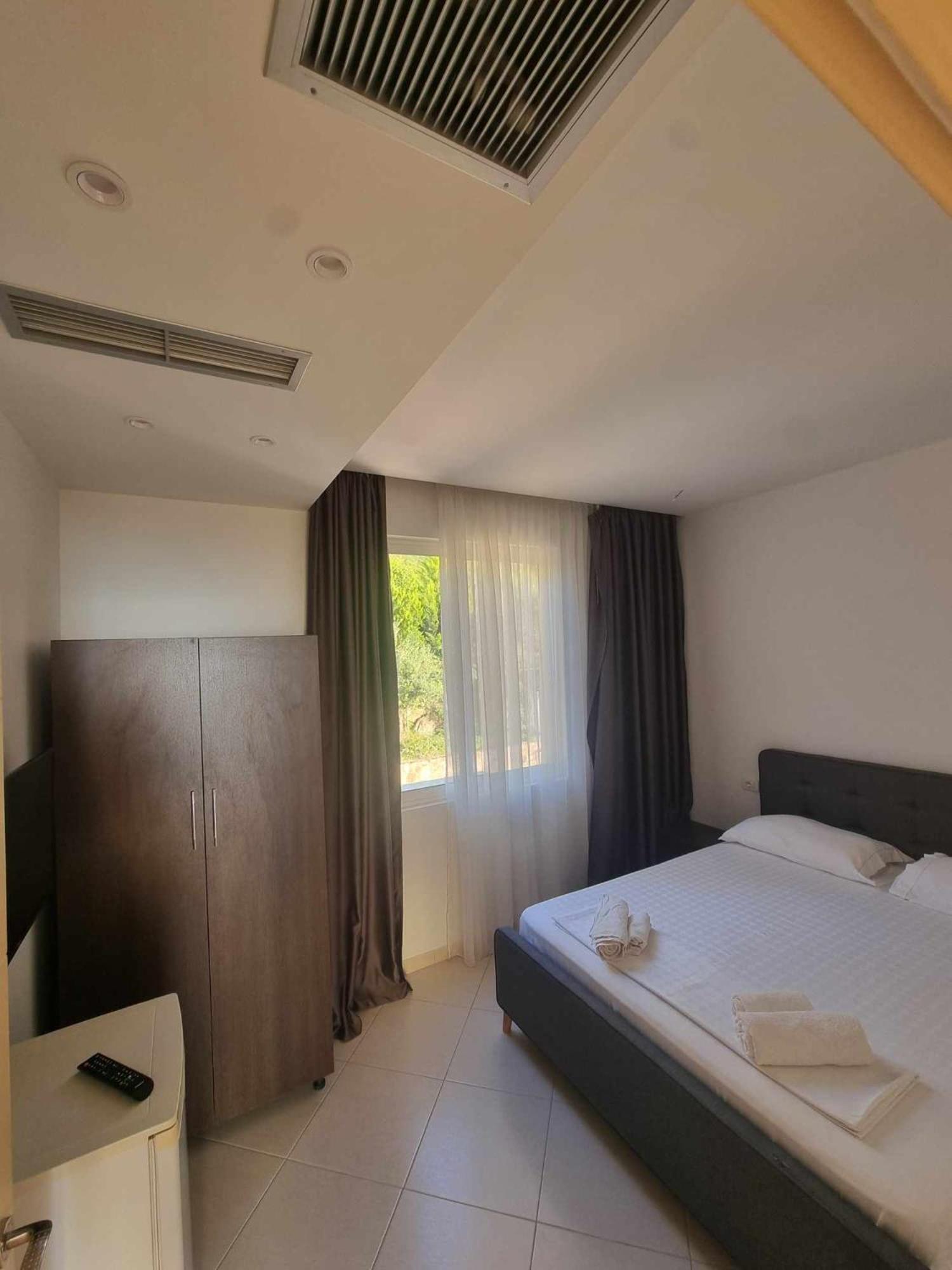 Hotel Ble Ble Vlorë Exteriér fotografie